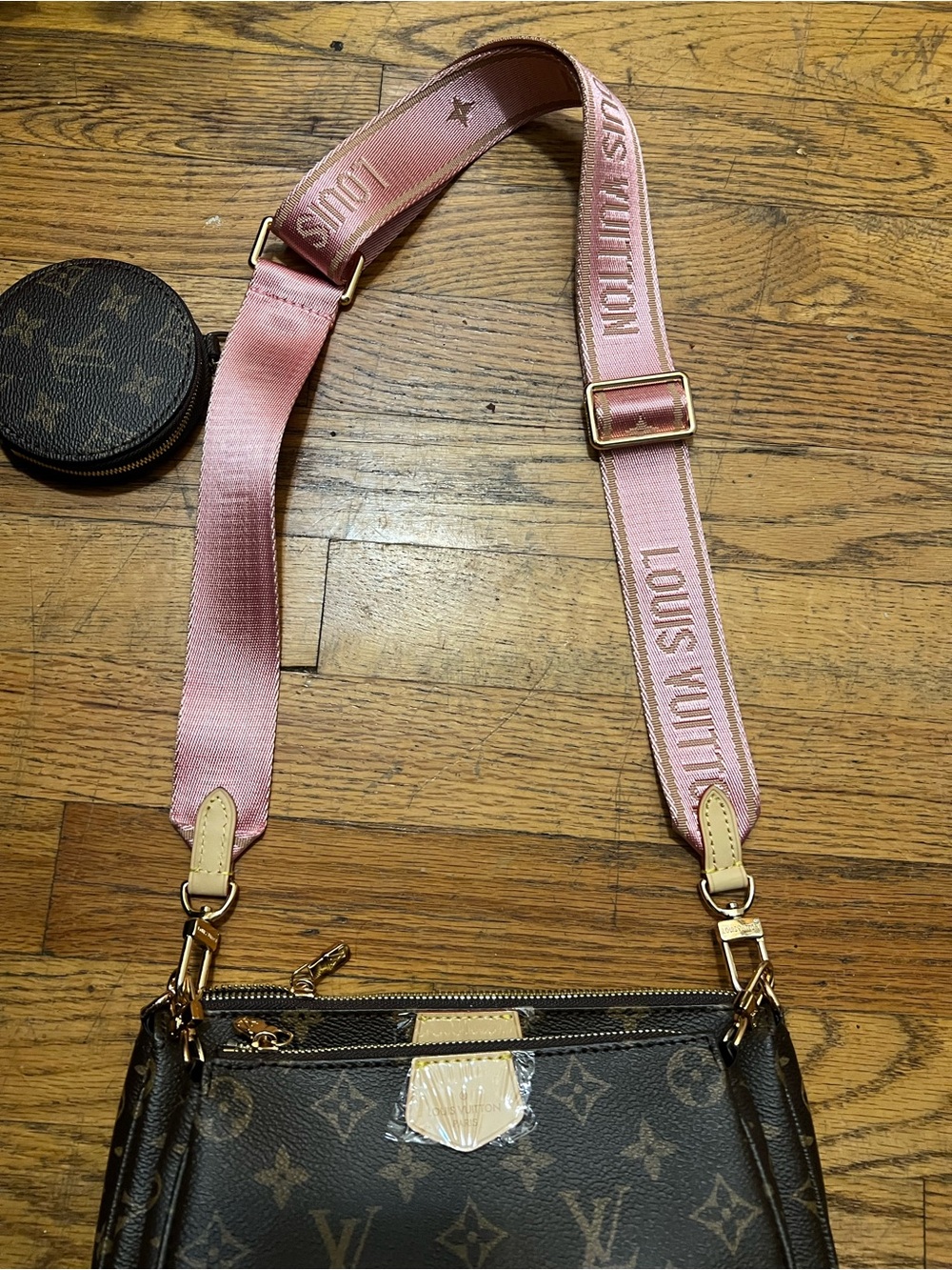 Louis Vuitton Brown Monogram Multi Pochette with Pink Strap - Picture 3 of 6